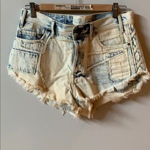 Cutoff retro wash shorts